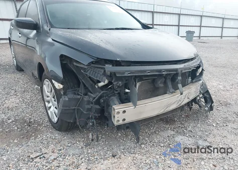 2015 Nissan Altima 2.5 S from USA, damaged, VIN 1N4AL3AP4FC264554